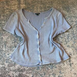 Wide fable ribbed blue top